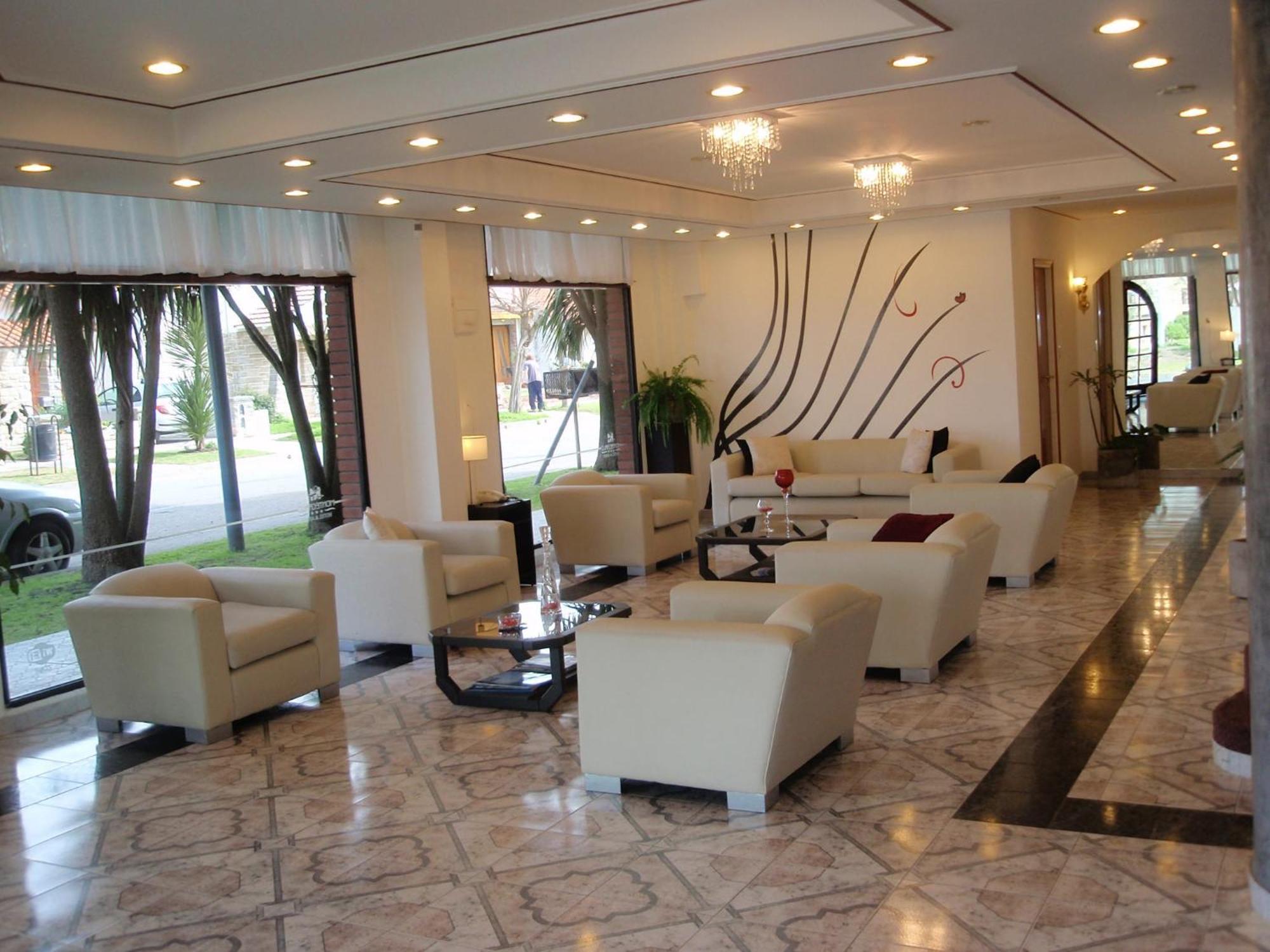 Montecarlo Hotel & Apart Мар дел Плата Екстериор снимка
